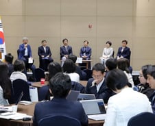 [단독]'고교학점제'…"총이수 180학점·미이수 땐 F" 검토