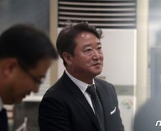 [단독]"이웅열, 인보사 허위정보 상장차익"…검찰, '투자 사기' 수사