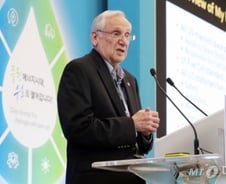 "아폴로1호 참사서 배운 美, 수소 표준이 안전의 힘"