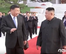  '美-北 친서 교환'에 상승폭 키우는 경협株, '시선집중'