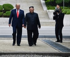 트럼프 "김정은 백악관에 초청했다"