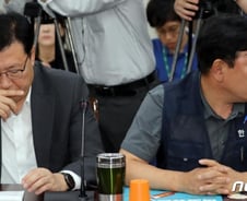 내년 최저임금 2.87% 오른 8590원, 속도조절론 반영(종합)