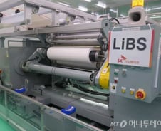 [르포]"日 직원 못보게…" SK분리막 공장, '거대 가림막' 정체는