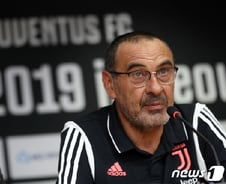 "호날두 보고 싶다면 표 사줄게!" 사리의 충격 망언