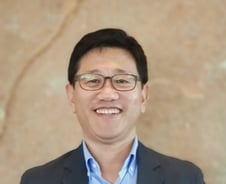 "日 OLED 공급제한은 최후수단…중간재 의존, 기술로 뚫어야"