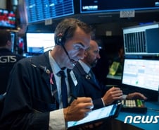 [뉴욕마감] 3대지수 상승…국채금리 역전 정상으로 복귀