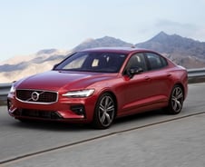 [시승기]'볼보' 세단의 역동적 진보…'신형 S60' 타보니