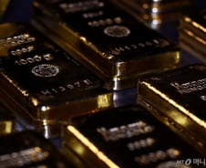 [MT리포트]경기악화 신호에…각국 중앙은행 '금 사재기'
