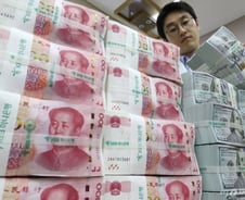 中측 WTO 제소에 증시 '흔들'…강달러 해소될까