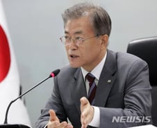 [속보]文, 조국 법무장관 등 6명 임명..오후2시 임명장 수여식