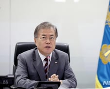 文대통령, 조국 임명 이유 오후 2시 직접 설명한다