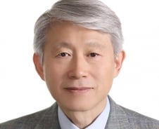 최기영 과기정통부 장관, 소·부·장 국산화 대응-5G 상용화 최대 과제