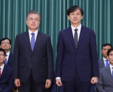 조국 임명에…문재인 탄핵·하야 외치는 野