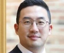 [MT리포트]배터리·가전…'인화'의 LG, 전방위 공세 왜?