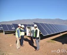 [르포]햇볕이 곧 황금… '태양의 땅' 달구는 남동발전 칠레 태양광발전
