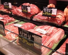 아프리카돼지열병 소식에 돼지고기·닭고기 관련주 동반 상승