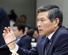 [국감현장]정경두 “美 지소미아 연장 언급, 근거없다”