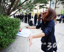 [단독]우리은행 DLF 52명은 PB센터 아닌 '일반창구'서 가입 