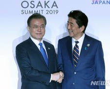 [日, 수출규제 100일]경제-안보 '레벨업' 노린 靑, "성공적" 자평