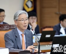 [조국사퇴]여상규 법사위원장 "조국 사직 계기로 진정한 협치 되길"