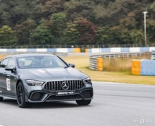 [시승기]'2.4억' 신형 AMG로 트랙을 가르다