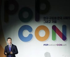 [인구콘서트]홍선근 회장 "인구문제 해법, 출산·양육 과감한 우대정책"