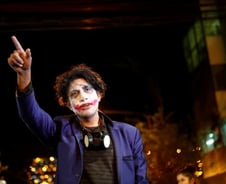 [MT리포트]부정개표에 자금유용…부패에 일어난 민심 