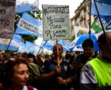 [MT리포트]다시 좌회전, '페론주의'는 아르헨을 구할까