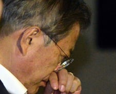 '모친 별세' 슬픔에 잠긴 文…조문행렬·조화 없었다