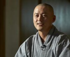 “저 말고 게임 마니아라고 ‘커밍아웃’한 스님 있나요?”