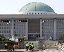 [팩트체크] 지역구 의석 늘리면 대표성 강화?