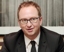 "왜 한국서 처음 출시하냐고? 한국서 통하면 다 통하니까"