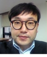 [우보세]나무 뽑힌 마을은 더 삭막했다