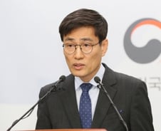 국토부 “상한제지역 분양가, HUG 가격보다 5~10% 낮아질 것”