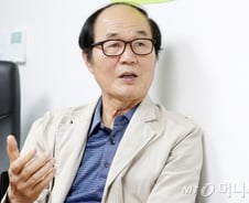 "불평등에 시달리는 청년들, 49년전 전태일 같다"