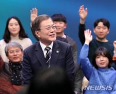 문 대통령 "남북관계, 가장 보람…전쟁 위험은 제거됐다"