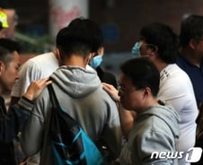 [르포]홍콩 이공대 최후의 수십명…"집에 가고 싶어요"