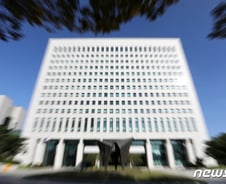 [단독]법무부, '41개 인지수사부서 폐지' 예정대로 추진…대검 "아직 의견요청 없어"