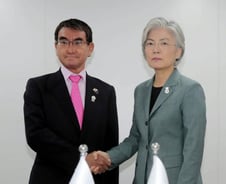 日 아베 "지소미아, 한국이 전략적 판단한 것"