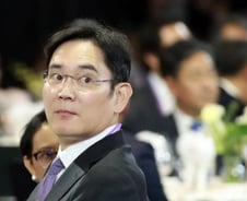 [300포토]이재용, 한-아세안 환영만찬서 고개 돌리더니…