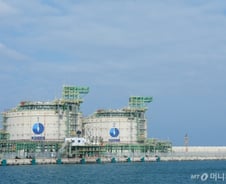 [르포]제주 사람들도 이젠 '도시가스'…LNG 생산기지 준공 