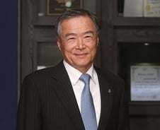 전·현 정권서 실력 인정한 소통형 리더