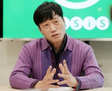 "택배 쓰레기 줄였더니 고객 늘었죠"