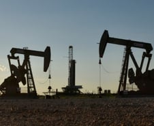 [MT리포트]석유시대의 끝 알리는 '거인'의 외출