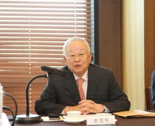 [단독]손경식 경총 회장, 연임 수락 의사 "정부와 소통 활발히 할 것"