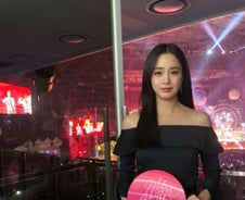 김태희가 나왔다