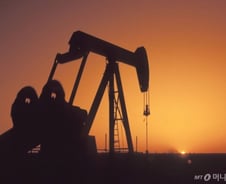 [유가마감] 美-이란 전면전 우려 완화…WTI 0.9%↓