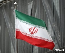 이란 '피의 보복'순교자 솔레이마니, 하루가 지났다