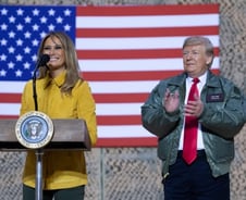 이란에 맞보복할까...트럼프의 4개 선택지