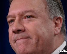 폼페이오 "우크라 여객기, 이란 격추 가능성 높다"